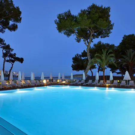 Melia South 4*