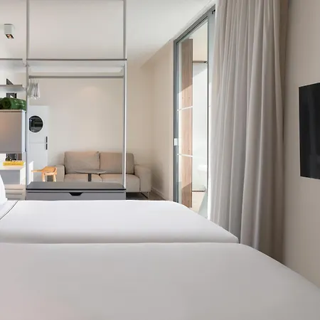 Melia South 4*