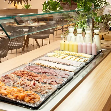 Hotel Melia South