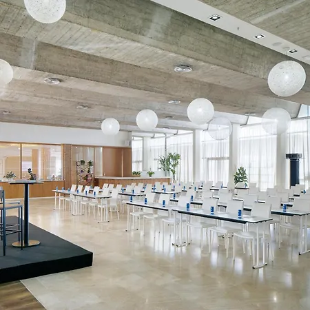 Melia South 4*