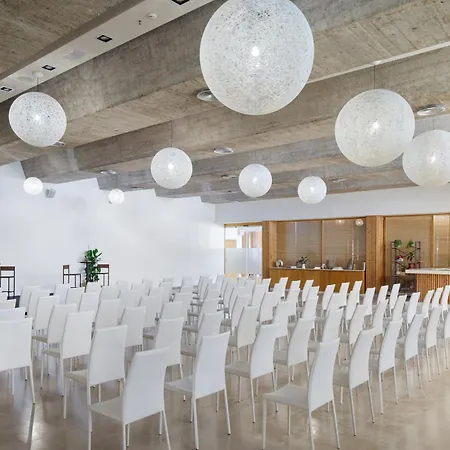 Melia South מלון