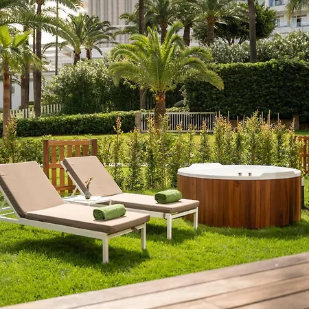 מלון Melia South 4*